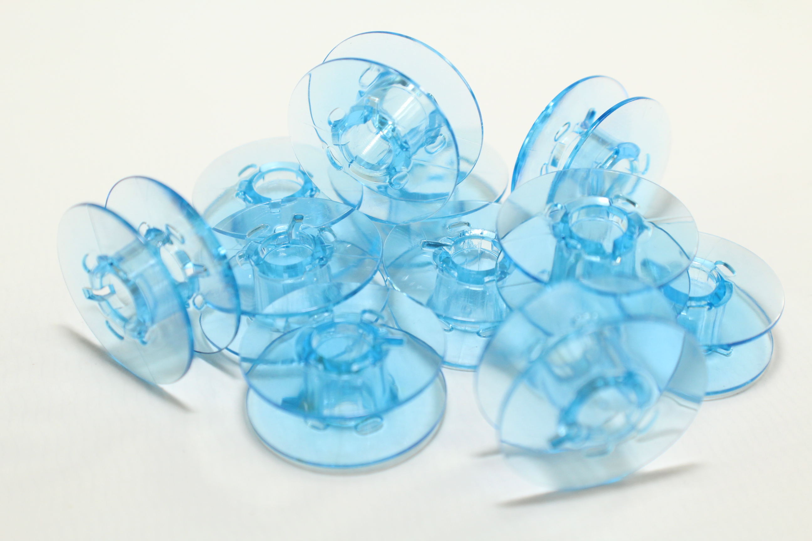 25 Spulen Box für PFAFF Modelle (blaue) mit Stahl-Greifer und -Spulenkapsel