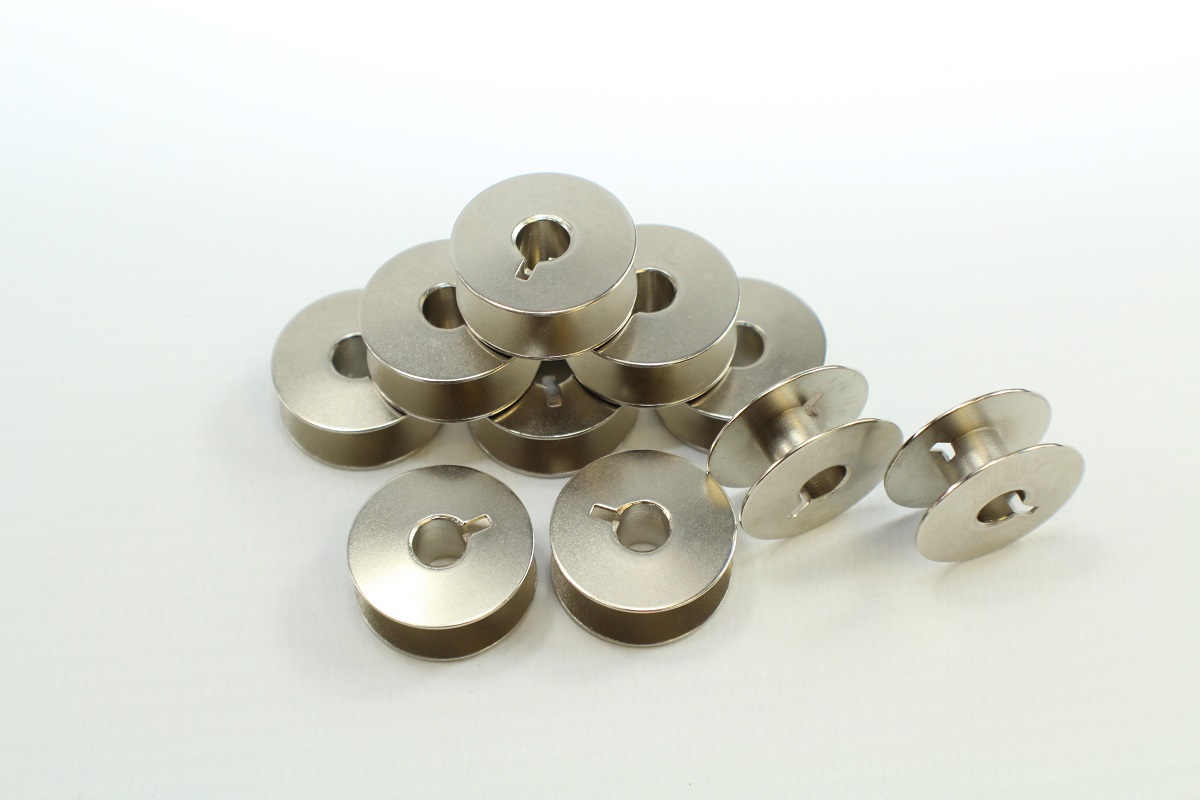 Original Juki Spulen 10 Stk. Metall für TL-2300 Sumato / 2200QVP Mini