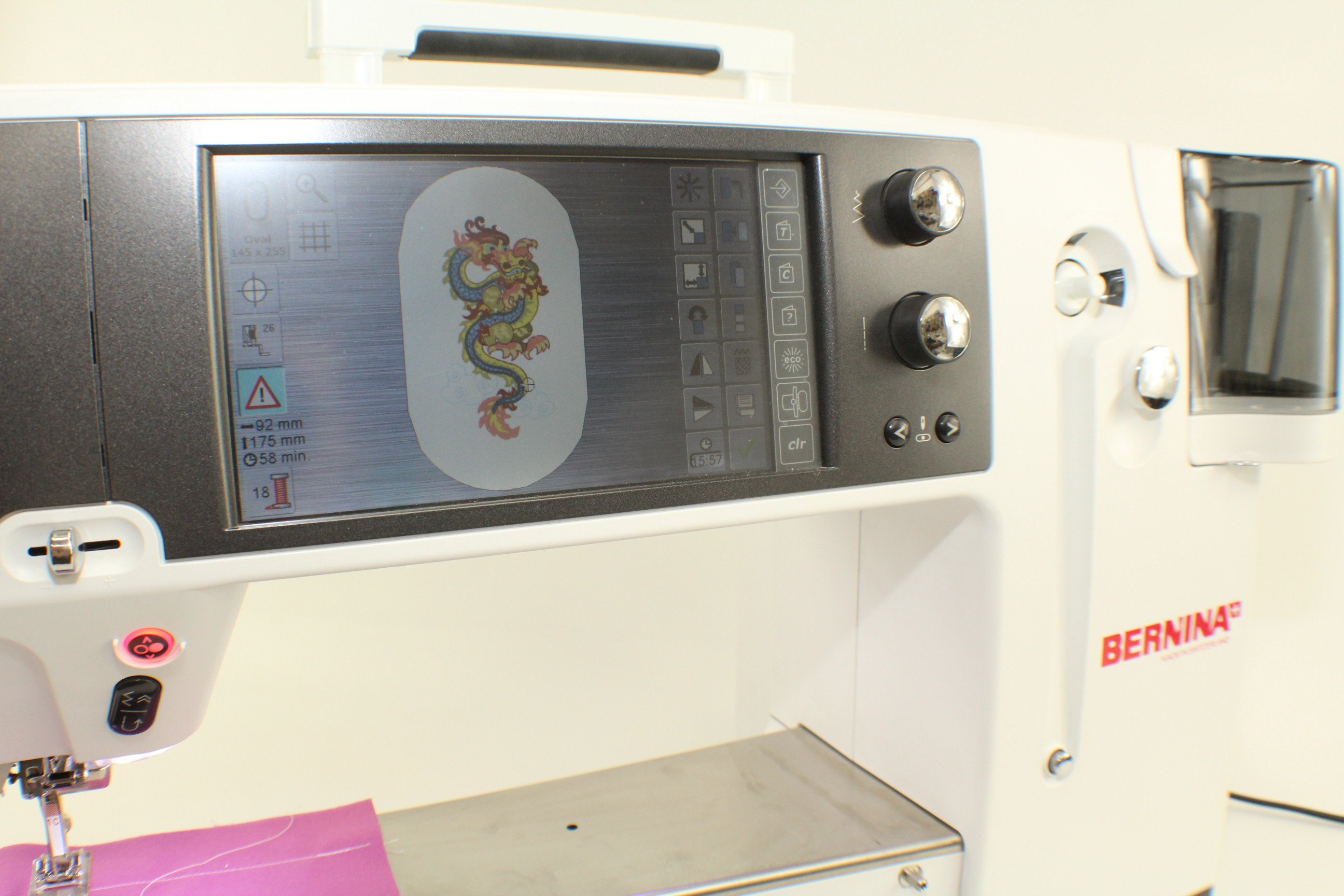 Bernina 830 - mit Stickmodul