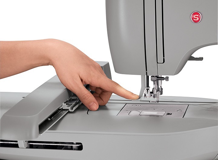 SINGER Quantum Stylist EM 200