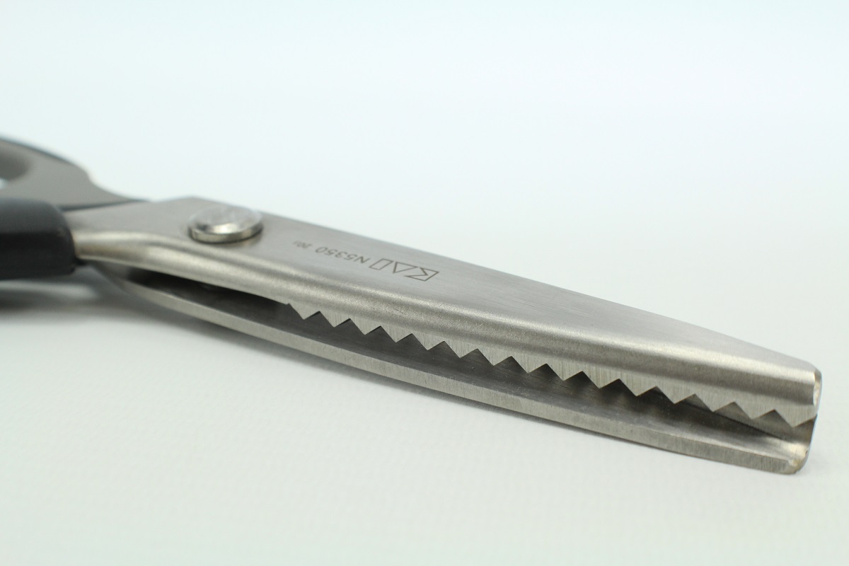 KAI N5350 Zackenschere 23 cm