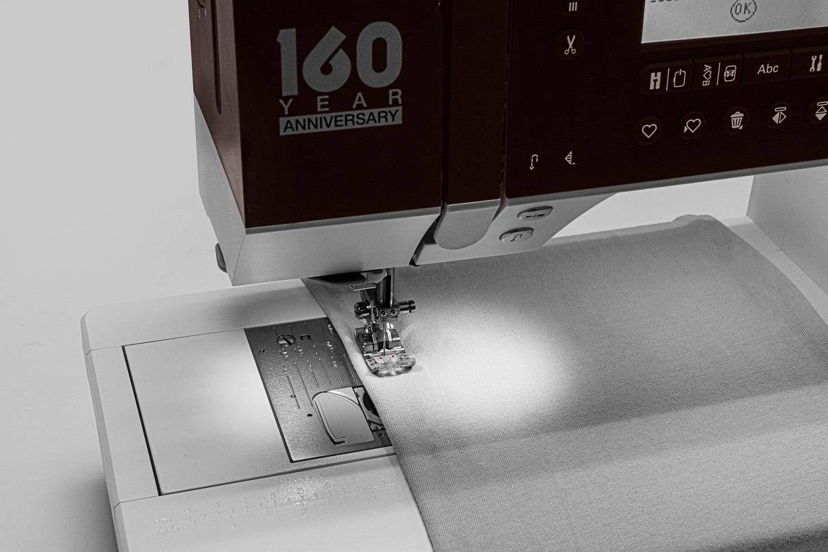 PFAFF creative ambition 640 Anniversary 160 Year Edition