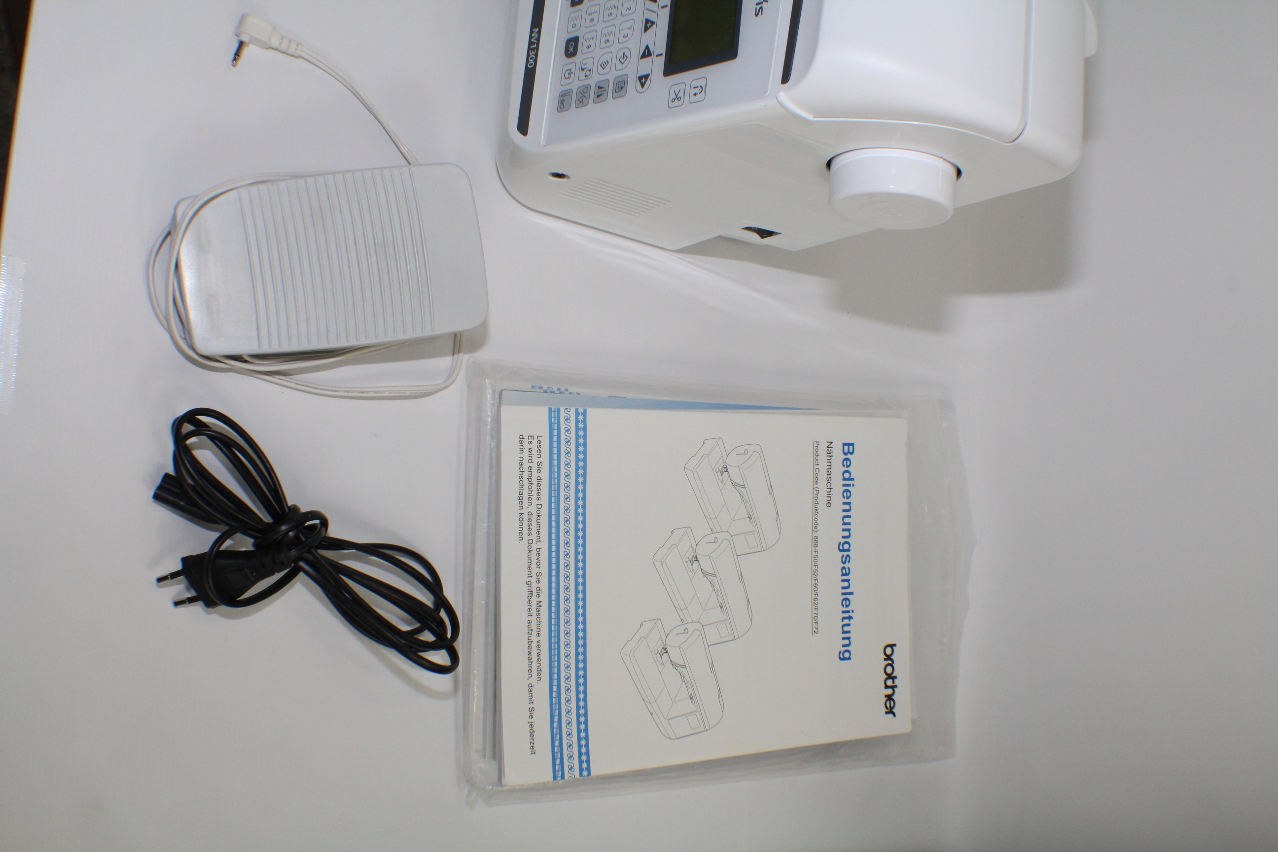 Brother Innov-is NV1300 junge Second Hand  