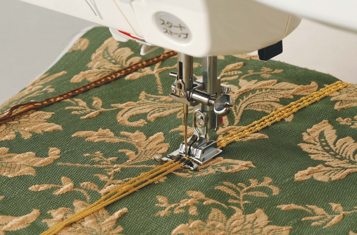ELNA / JANOME Kordelaufnähfuss H (7mm Stichbreite)