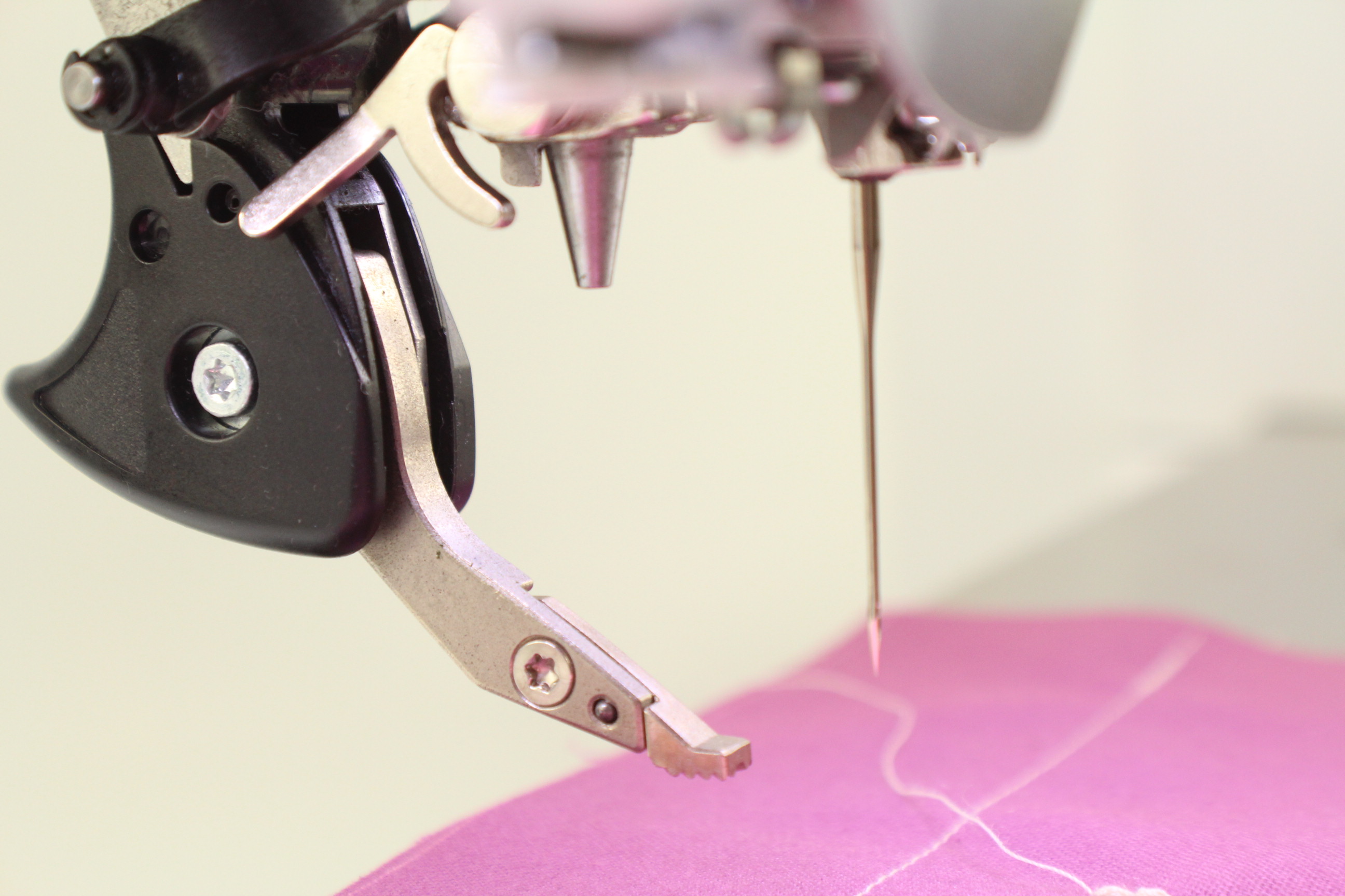 Bernina 830 - mit Stickmodul