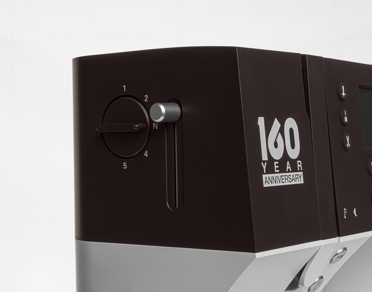 PFAFF creative ambition 640 Anniversary 160 Year Edition