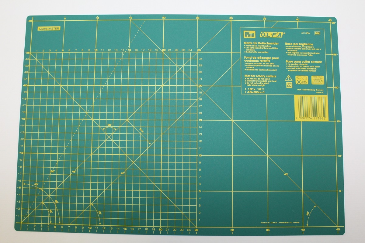 Schneidematte grün ( 45 x 30 cm )