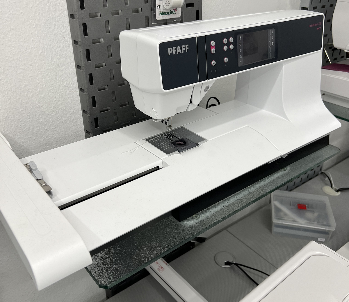Pfaff creative 3.0 incl. Stickeinheit Vorführmaschine
