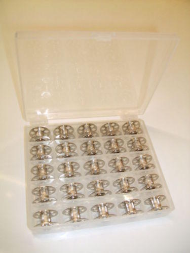 BERNINA CB Greifer Spulen aus Metall 25 Stück in Box