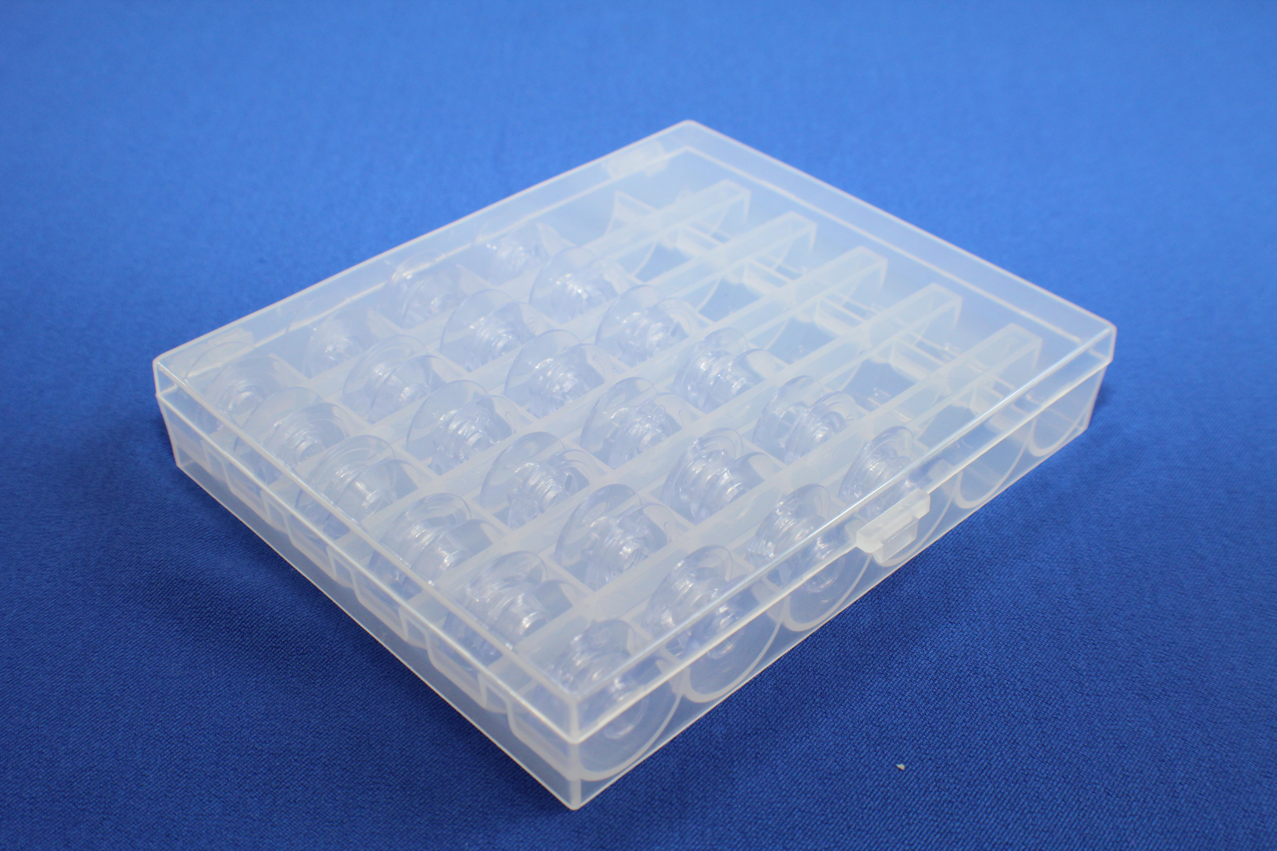 36-er Spulenbox mit 24 Original JANOME Spulen
