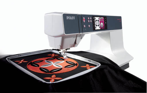 Pfaff creative 3.0 incl. Stickeinheit Vorführmaschine