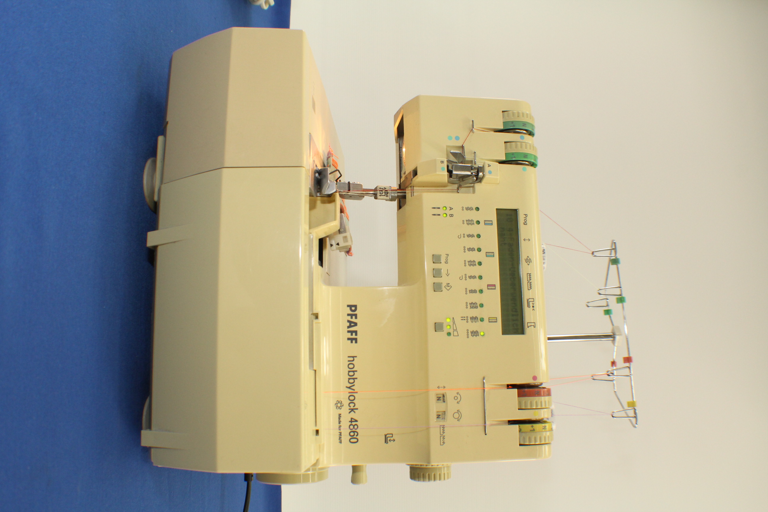 Pfaff Hobbylock 4860 gebraucht 