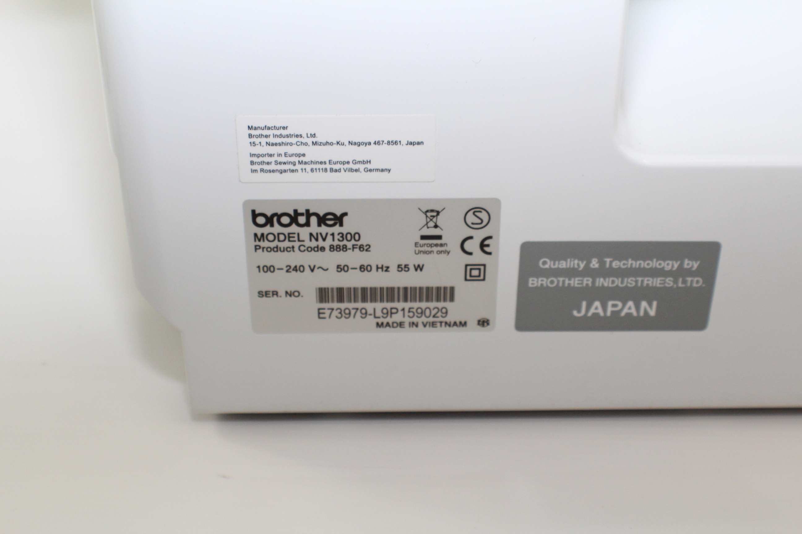 Brother Innov-is NV1300 junge Second Hand  