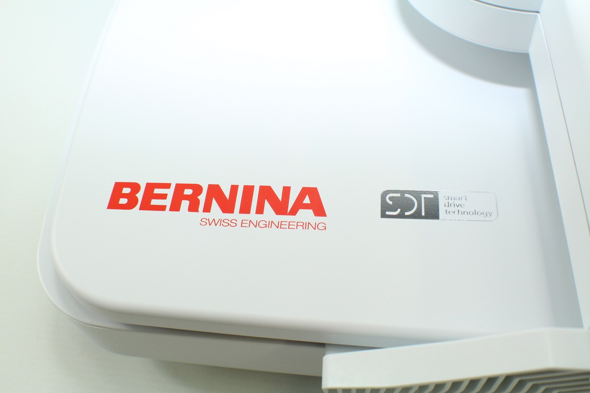 Bernina 700 ohne Stickmodul - Basisausführung